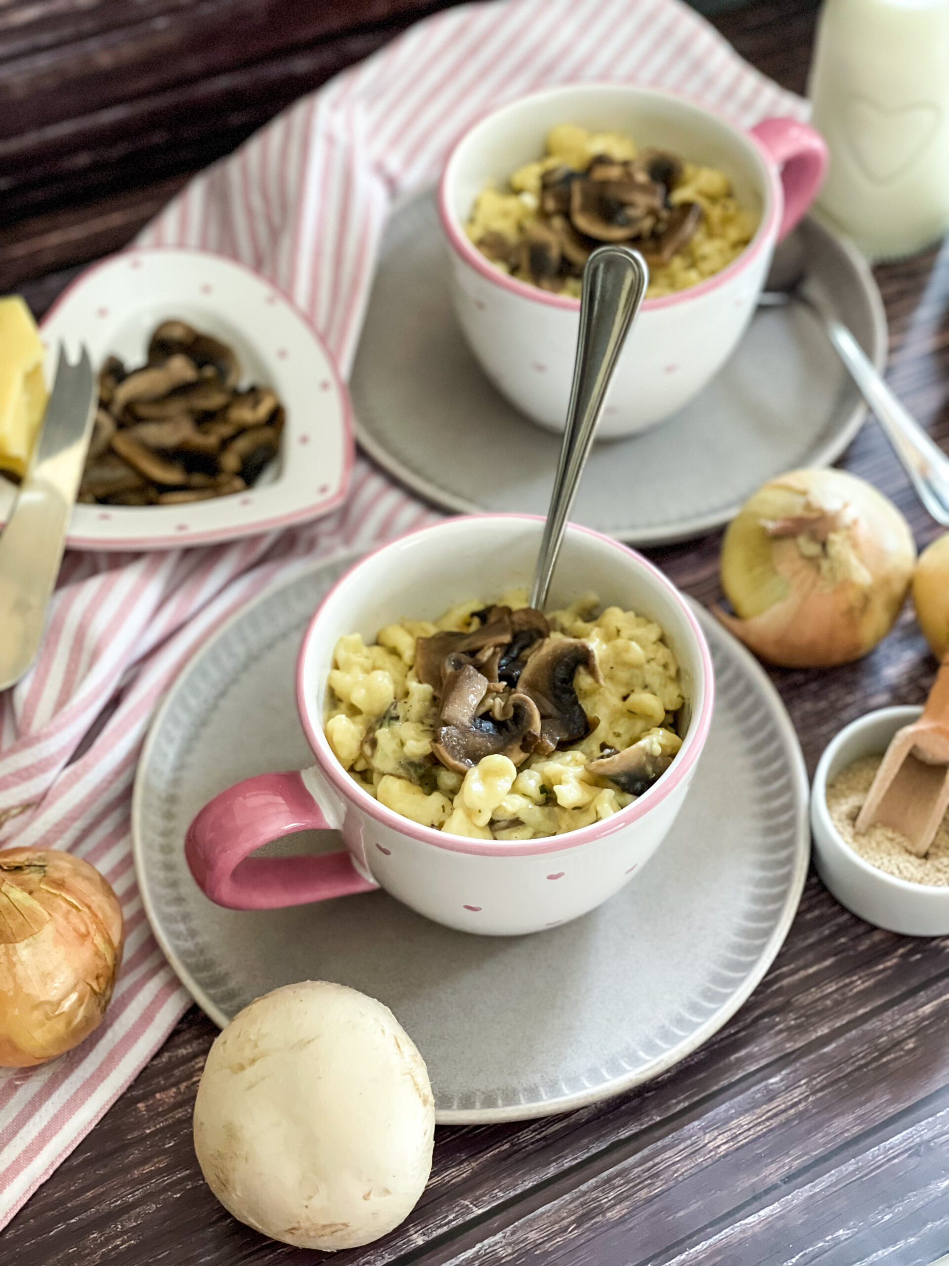Käsespätzle mit Pilzen