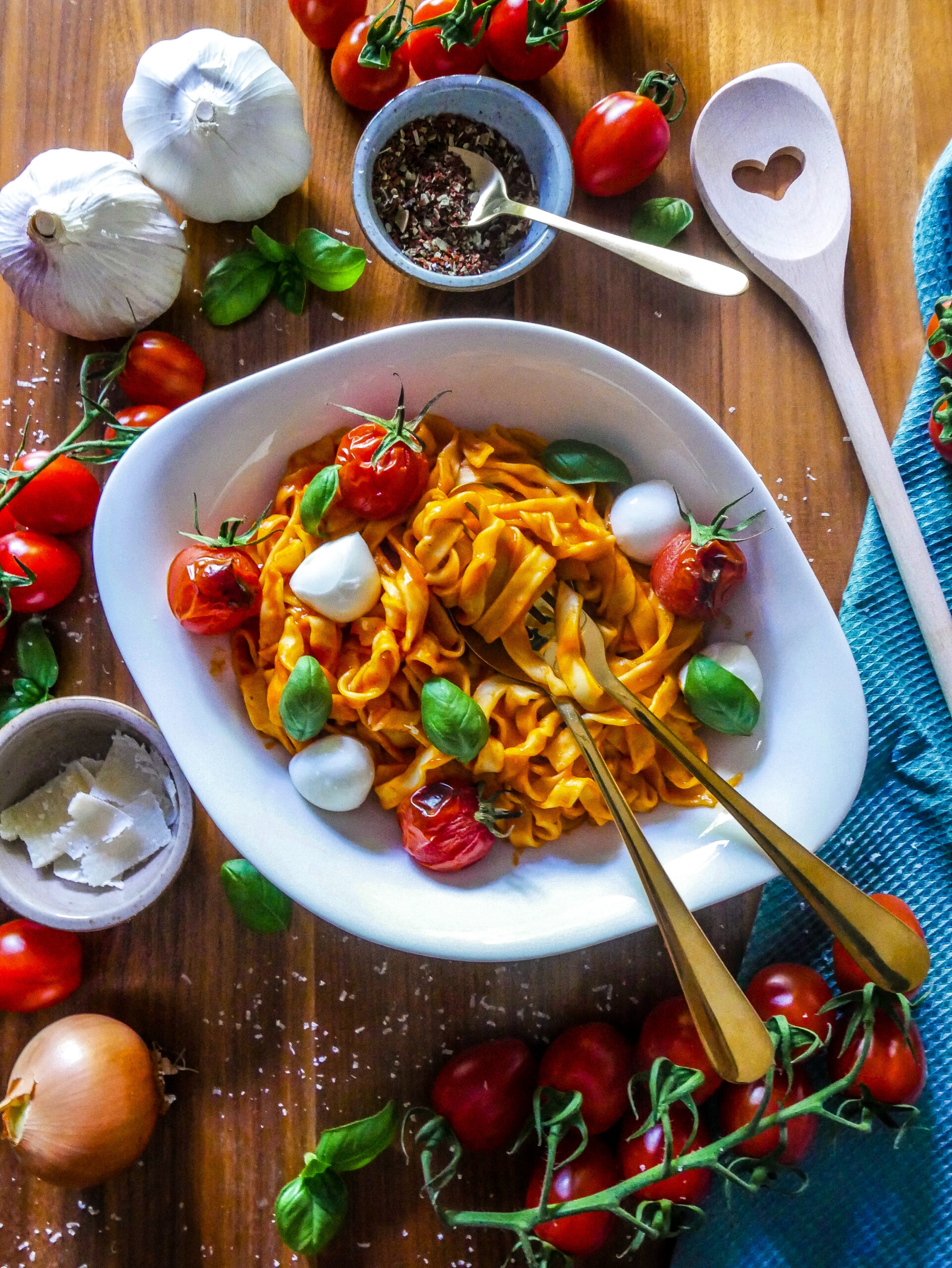 Tagliatelle mit Tomatensoße